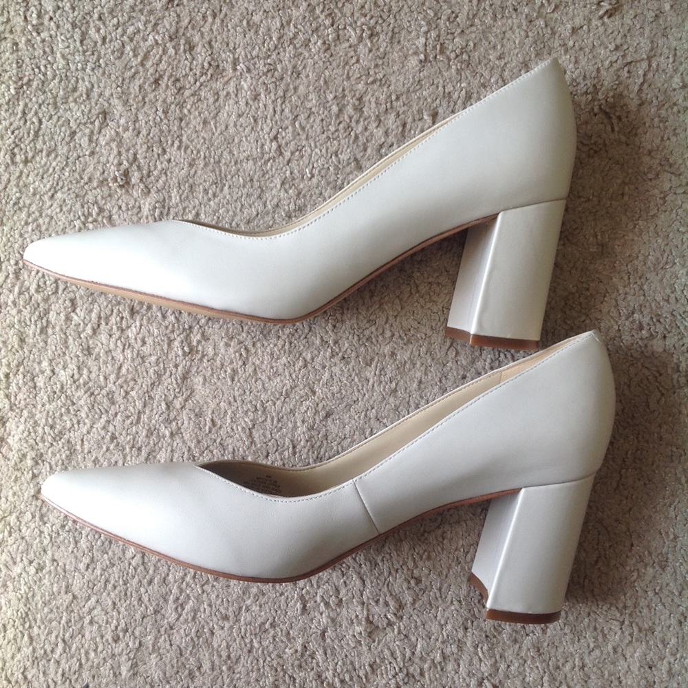 NEW Marc Fisher CAITLIN PUMP White Leather Pump 9M - Picture 9 of 14